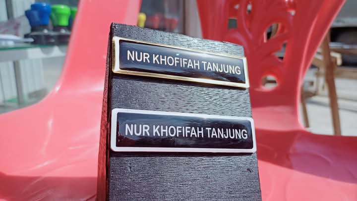 Papan Nama